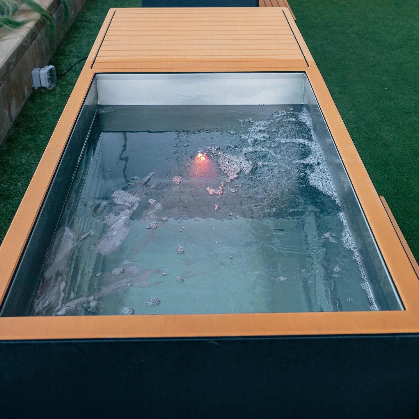 Revive-Luxury Plunge-Tan